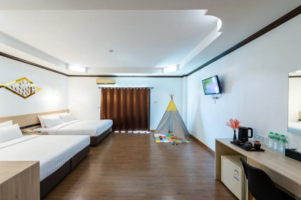 Family Room 3